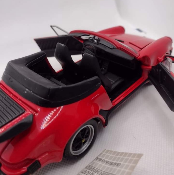 1988 Porsche 911 Carerra (Franklin Mint, PN:B11XN78, RED) - Picture 4 of 6